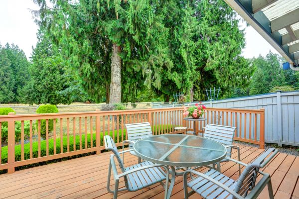 Backyard Deck Construction in Warren
